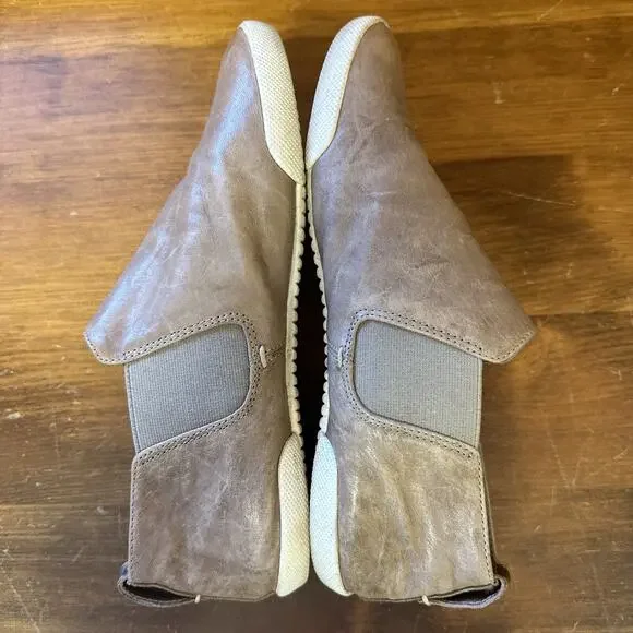 Frye Melanie Slip On Flats 8 M Bootie Shoe Leather Comfort Minimalist Neutral - Picture 4 of 10